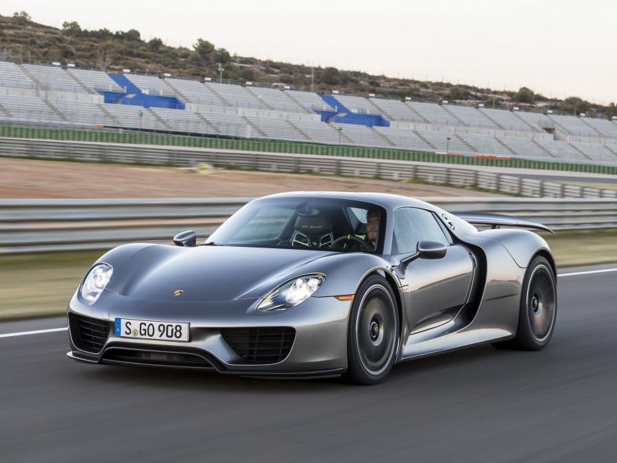  Porsche 918 Spyder 2014 года  (US) (фото 7 из 28)